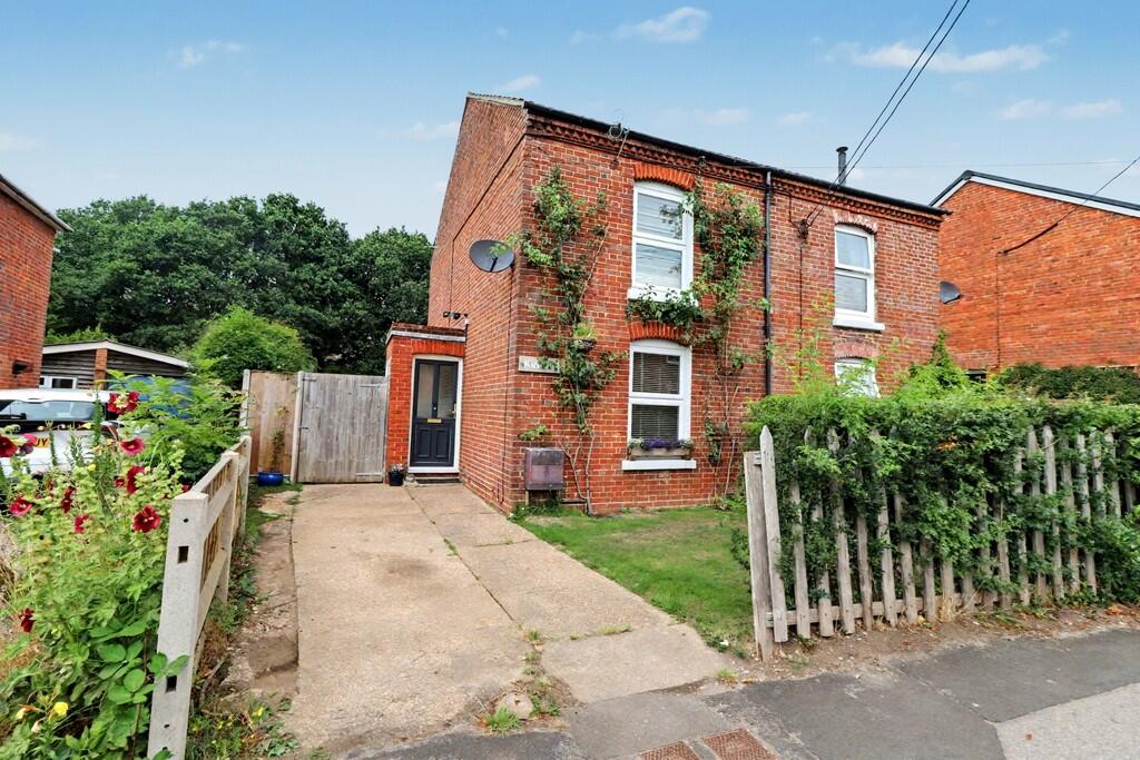 Main image of property: New Road, Swanmore