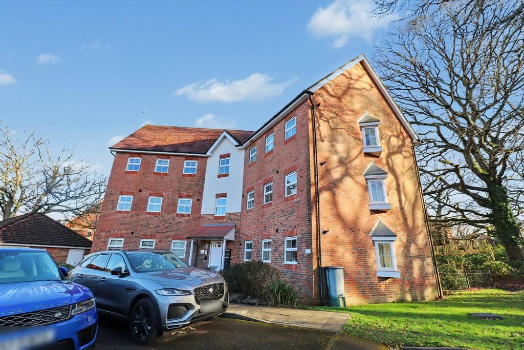 Main image of property: Hedge End, Southampton