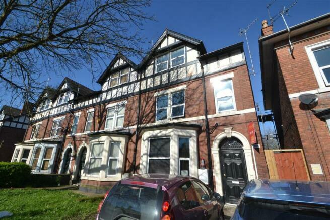 7 bedroom end of terrace house for sale in Uttoxeter New Road, Derby, Derbyshire, DE22