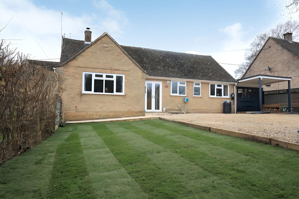 Main image of property: High Street, Finstock, Chipping Norton, OX7 3DA