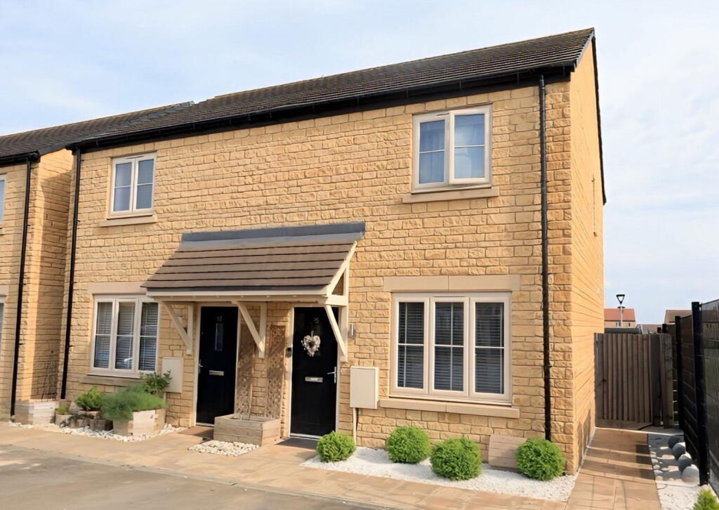 Main image of property: Centenary Way, Witney , OX29 7AZ