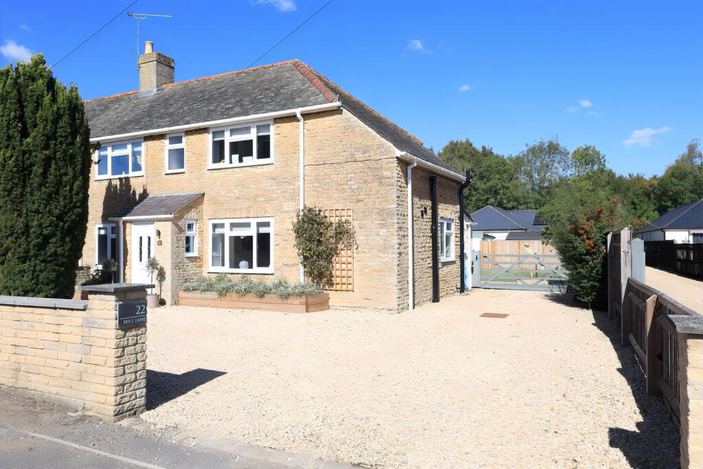 Main image of property: Mill Lane, Clanfield, Bampton, OX18 2RS