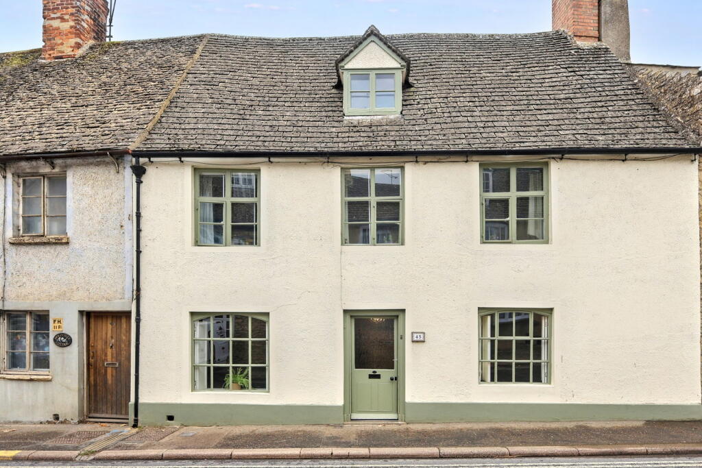 Main image of property: West End, Witney, OX28 1NJ