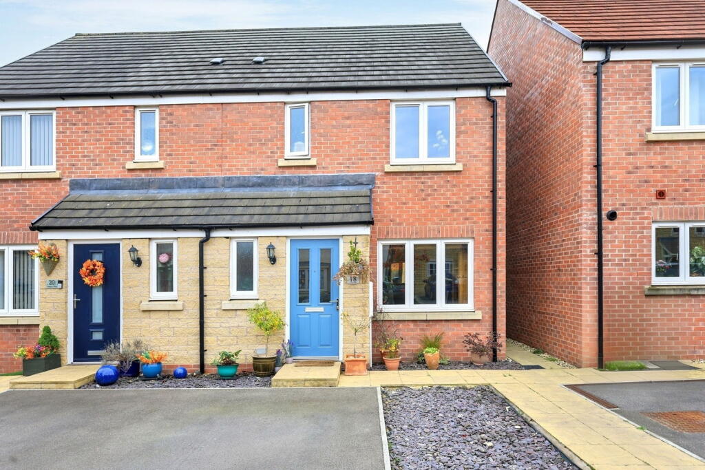 Main image of property: Witney , OX29 7AW