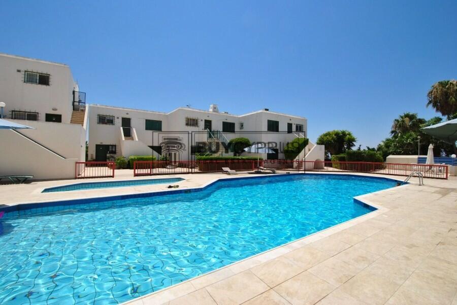 Apartment for sale in Paphos, Chlorakas