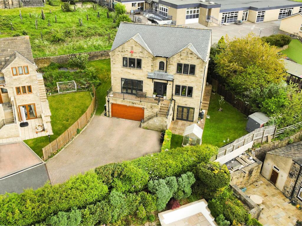 6 bedroom detached house for sale in Cannon Hall Drive, Clifton