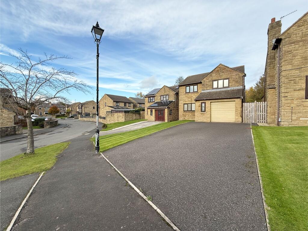 Main image of property: Epsom Way, Kirkheaton, HD5