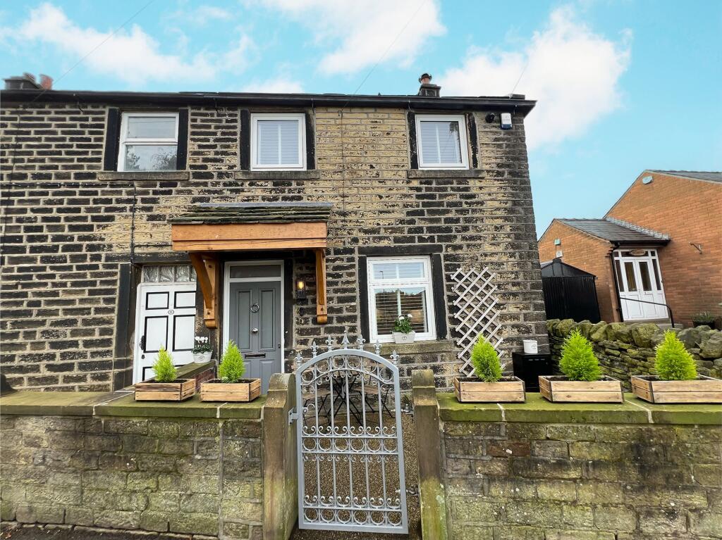 Main image of property: Chapelgate, Scholes, HD9