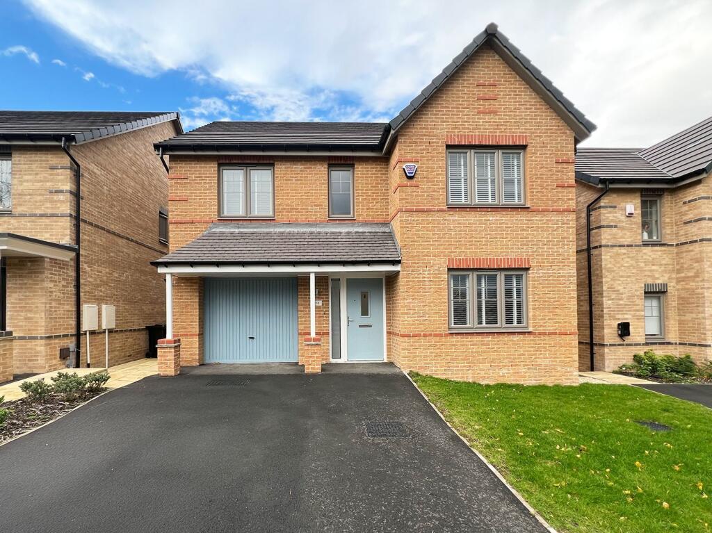 Main image of property: Redwing Close, Huddersfield, HD4