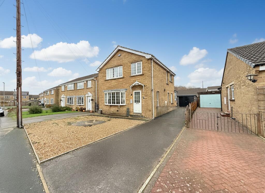 Main image of property: Oakland Court, Kirkburton, HD8