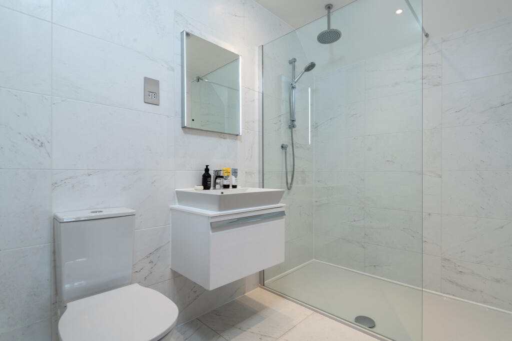 Additional property image - Arundel Road,
Angmering,
BN16 4ET