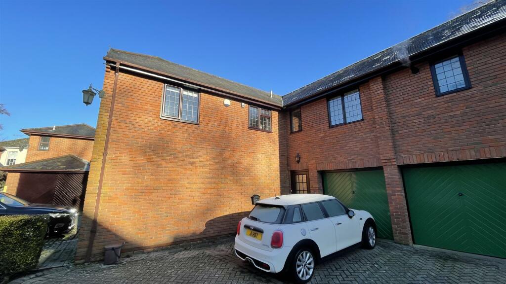Additional property image - Millstream Close, Wimborne