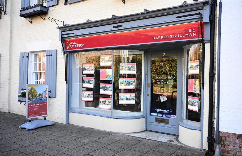 Main image of property: Park Lane, Wimborne