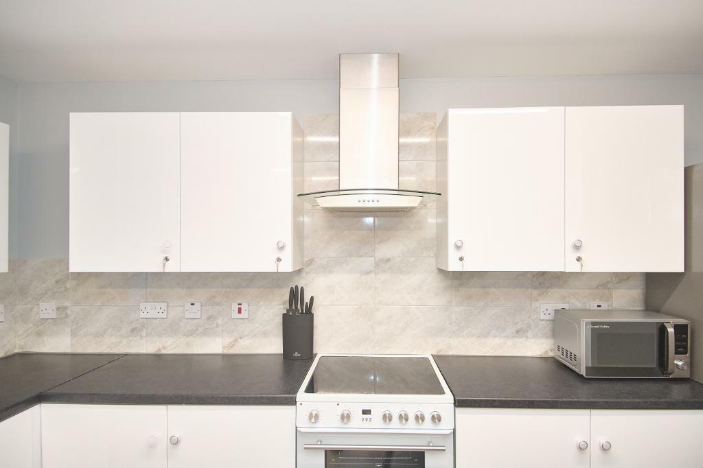 Additional property image - High Street, Staple Hill, Bristol, BS16 5HH