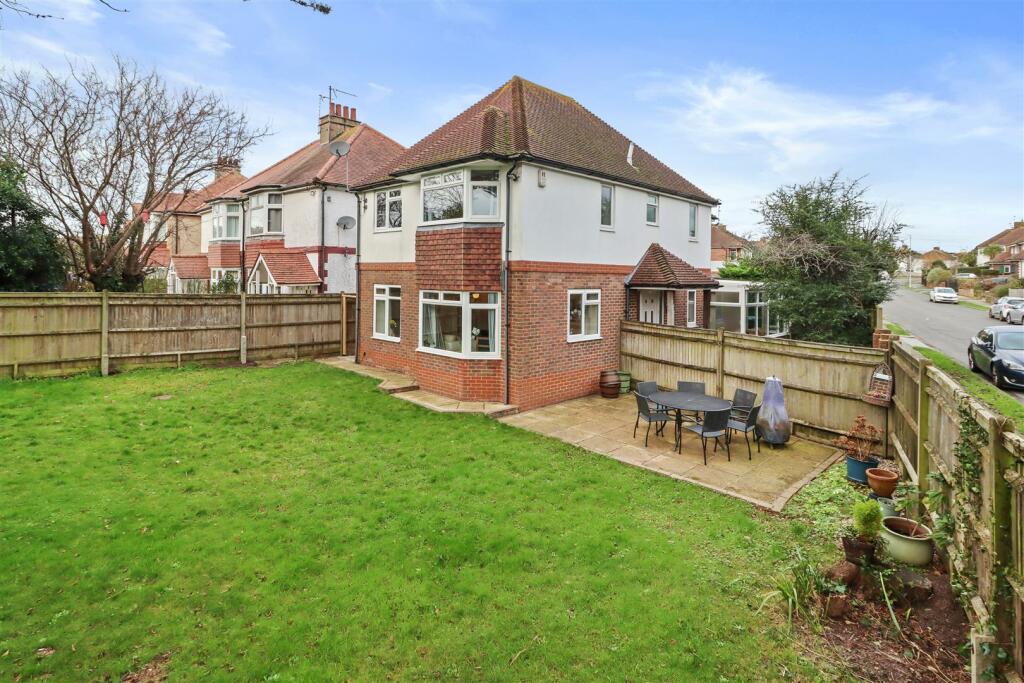 4 bedroom detached house for sale in Freeman Avenue, Eastbourne, BN22