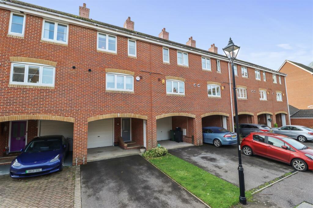 Additional property image - Phoenix Drive, Eastbourne