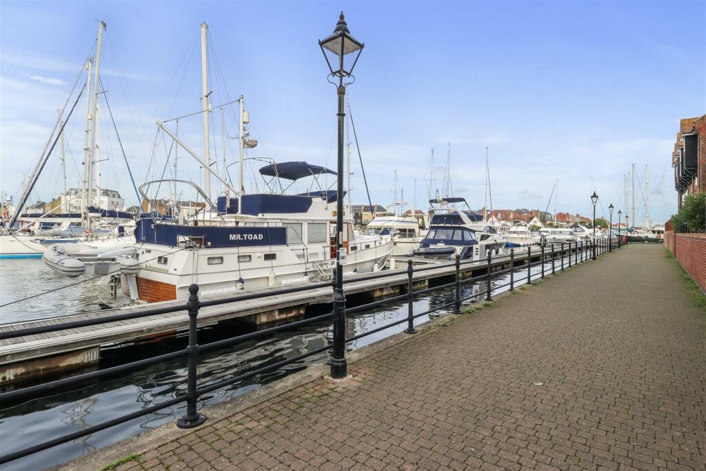Additional property image - Phoenix Drive, Eastbourne