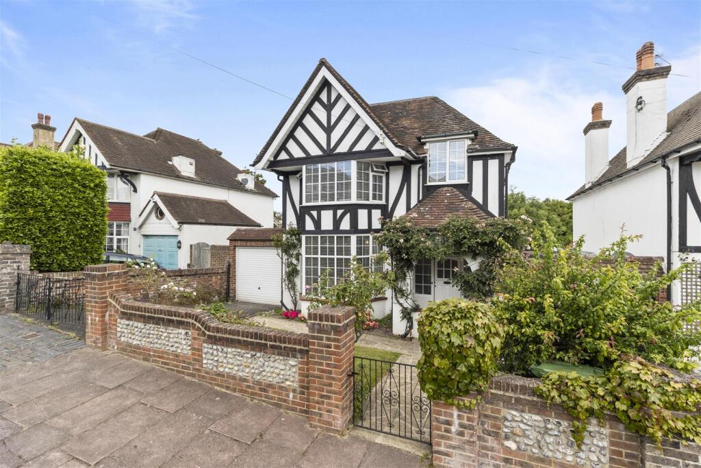 Main image of property: Kings Avenue, Eastbourne