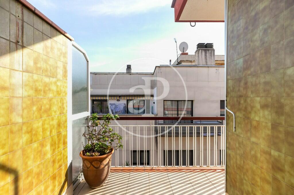 Apartment for sale in Barcelona, Barcelona...