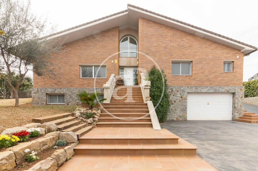 5 bedroom house for sale in Sabadell, Barcelona, Catalonia, Spain