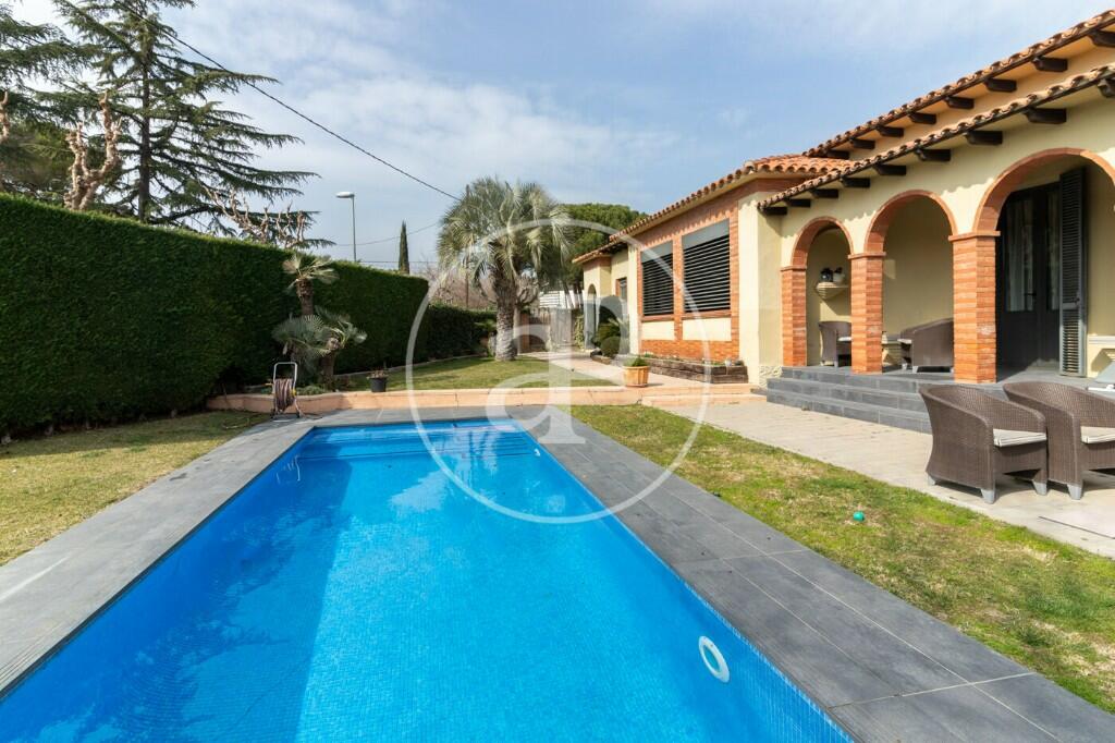 4 bedroom house for sale in Matadepera, Barcelona, Catalonia, Spain