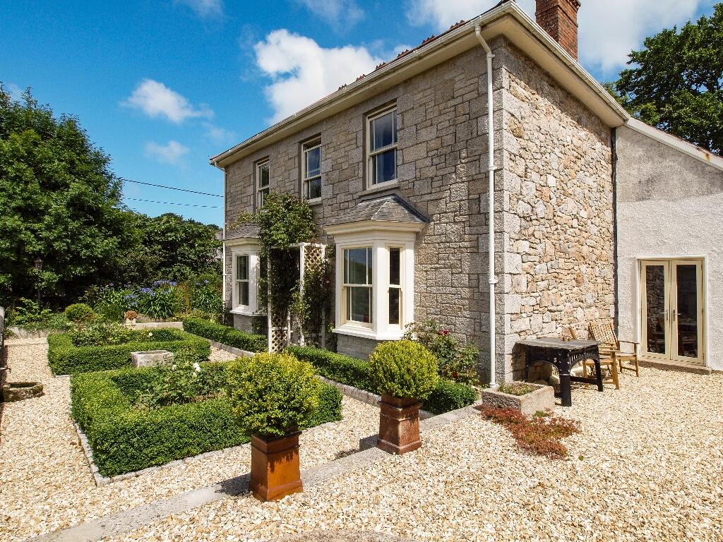 4 bedroom detached house for sale in Mill Road, PENPONDS, TR14