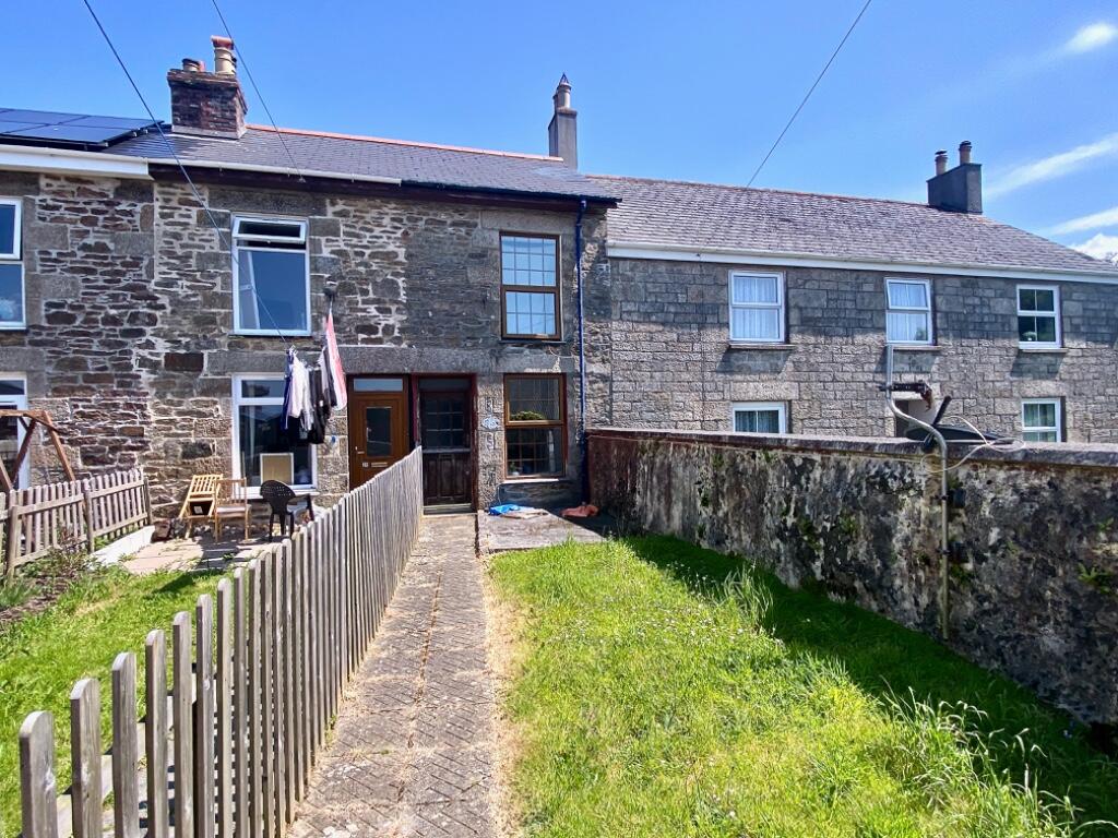 1 bedroom terraced house for sale in Lemon Place, East End, Redruth