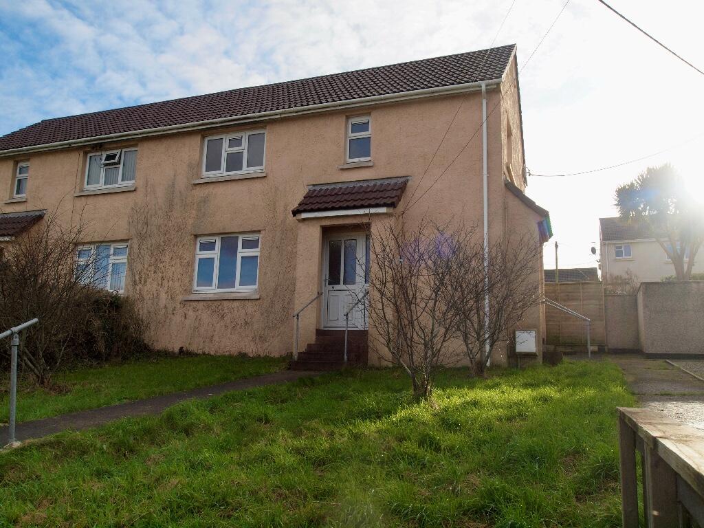 3 bedroom semidetached house for sale in Weeth Road, Camborne