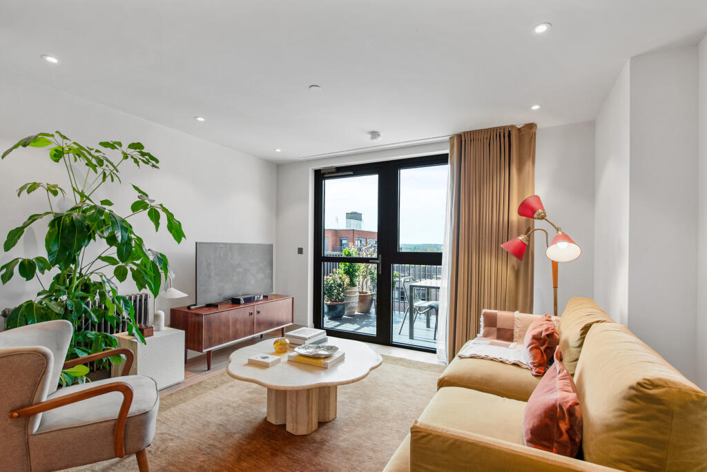 Main image of property: The Sessile, 18 Ashley Road, London, N17 9NW