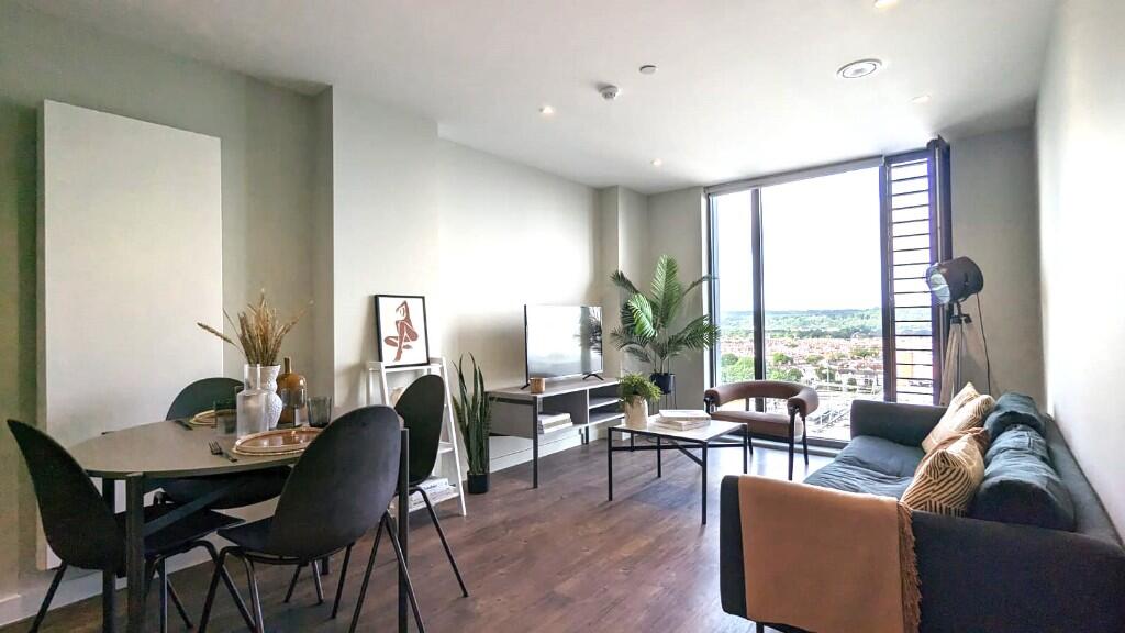 Main image of property: Wood Street, Cardiff(City), CF10