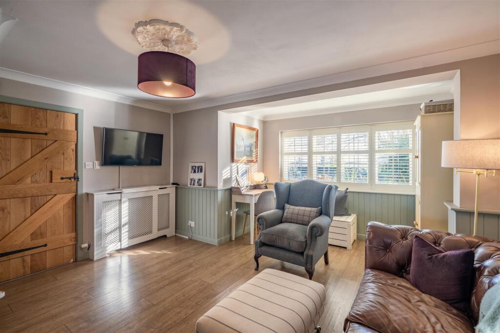 Additional property image - Deeside Lane, Sealand, Chester