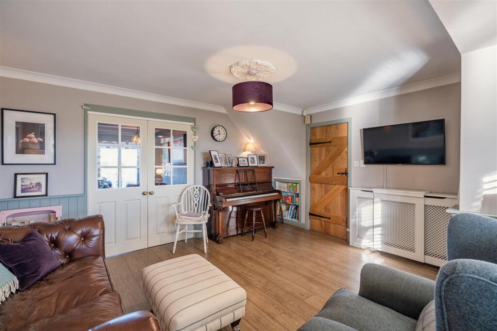 Additional property image - Deeside Lane, Sealand, Chester