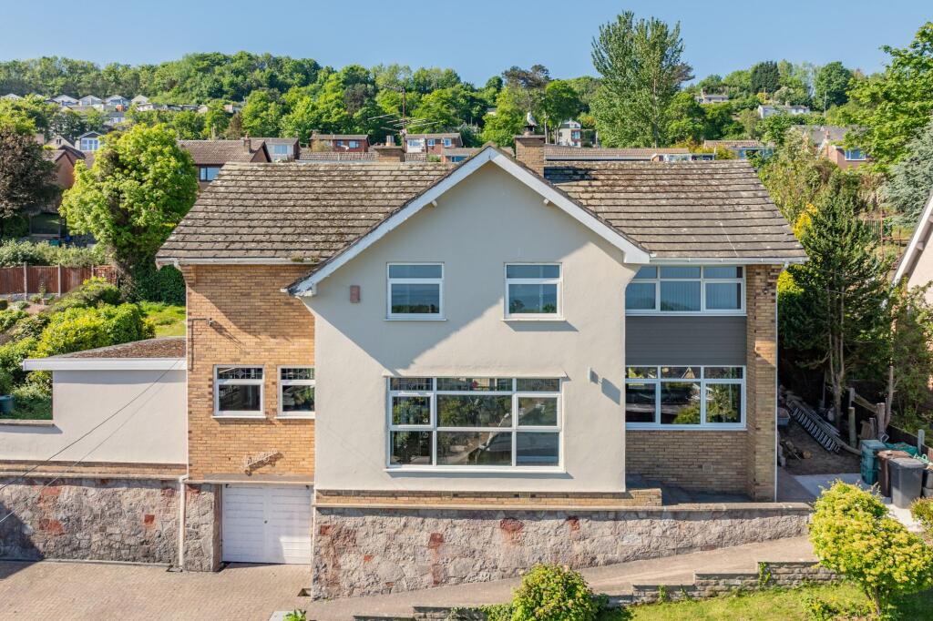 Main image of property: Minffordd Road, Llanddulas, LL22