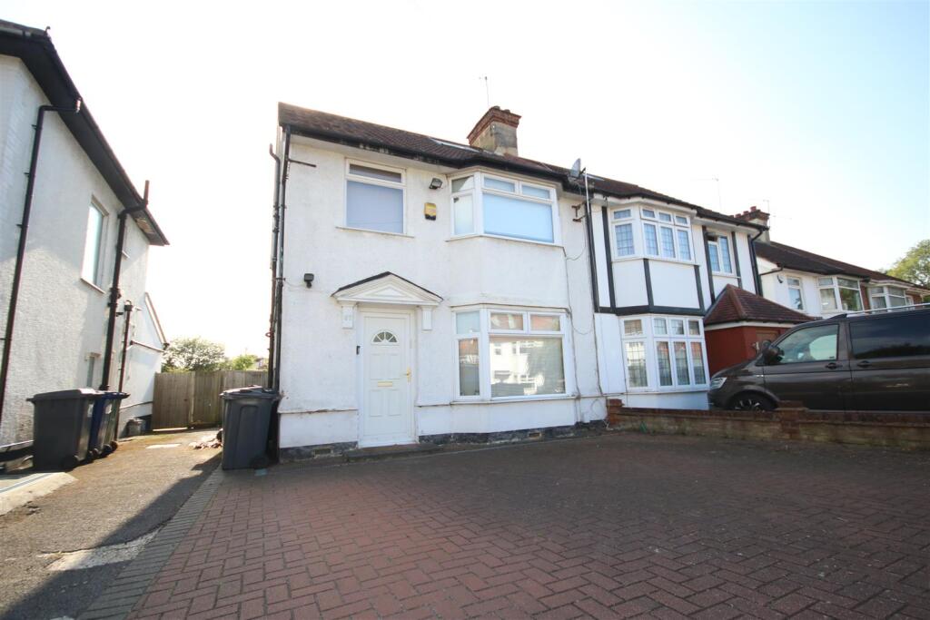 5 bedroom semi-detached house