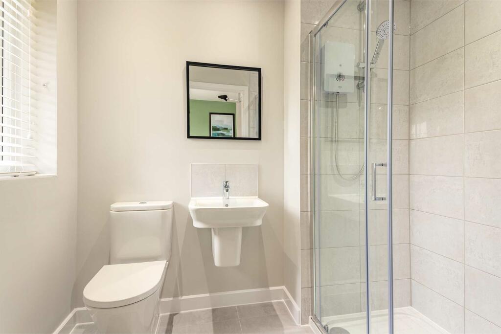 Additional property image - Banbury Road,
Warwick,
CV34 6ST