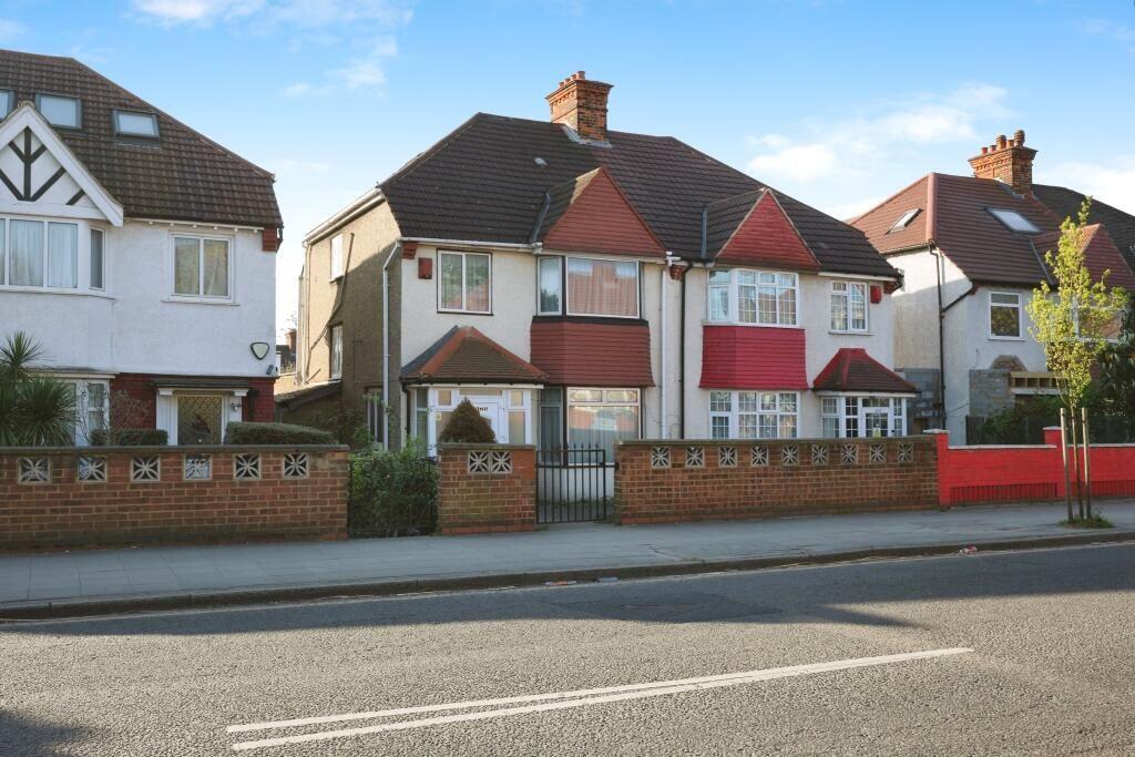Main image of property: Gunnersbury Lane, London, W3 8LJ