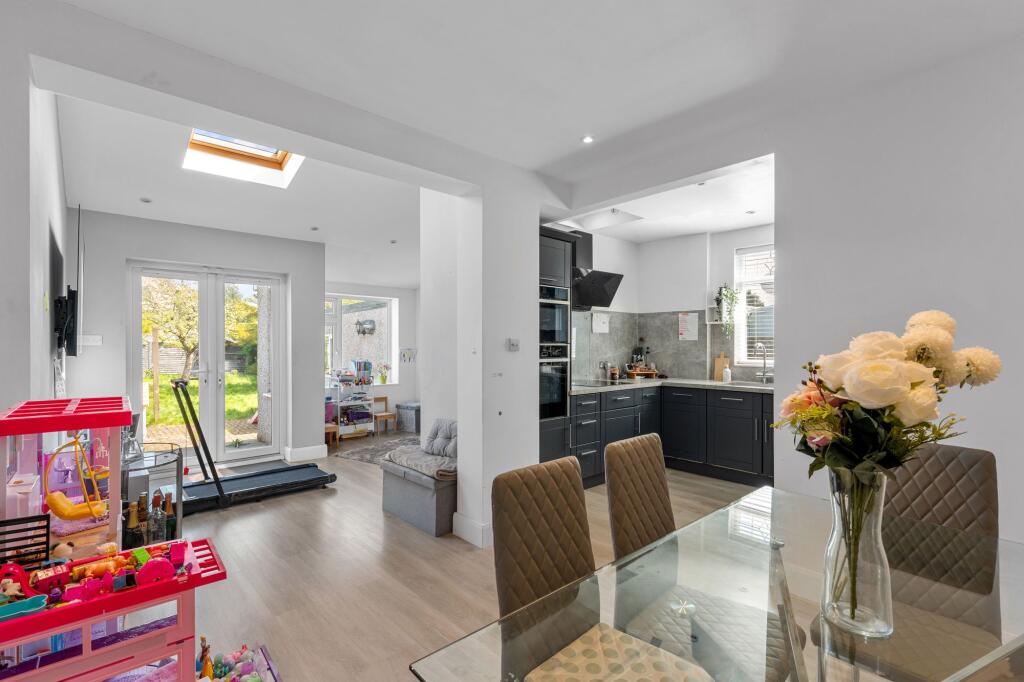 Main image of property: Limpsfield Road, South Croydon, CR2