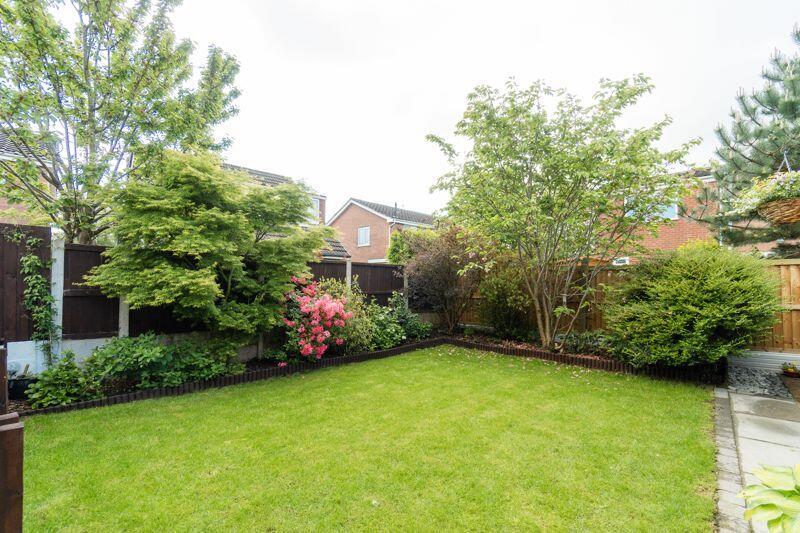 3 bedroom detached house for sale in Greenfield Avenue, Parbold, WN8