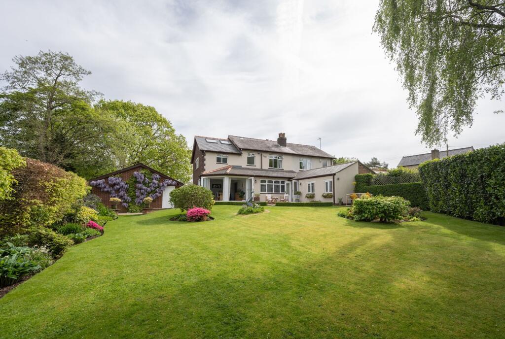 Main image of property: Higher Lane, Dalton, WN8