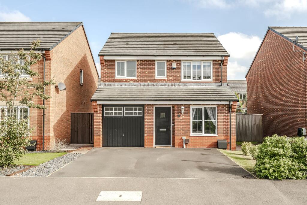 Main image of property: Folly View Grove, Burscough, L40