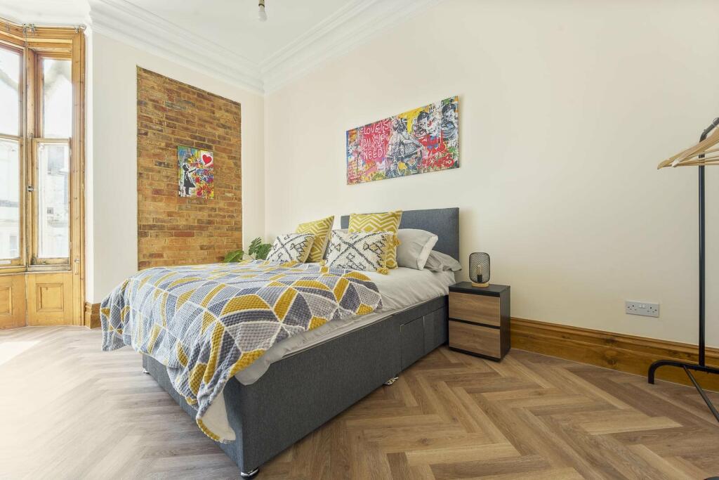 Additional property image - Old Christchurch Road, Bournemouth, Dorset