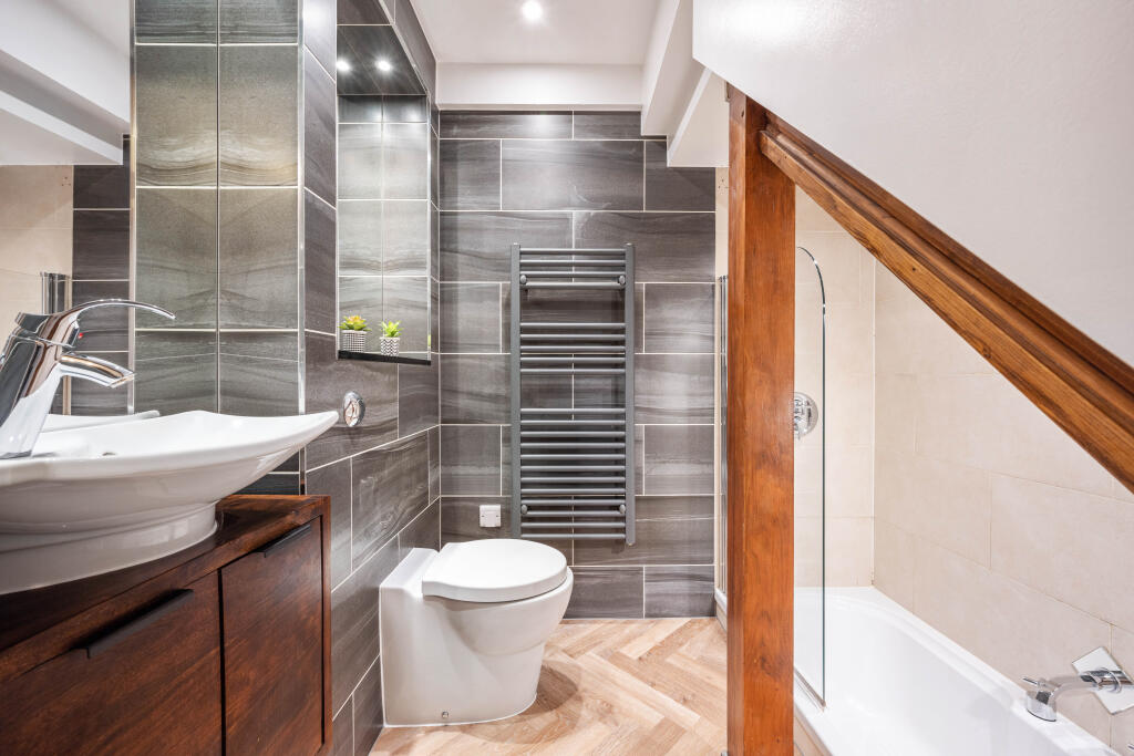 Additional image 6 of Professionals! Council Tax Band A! - Stylish 1 Bed on Old Christchurch Road