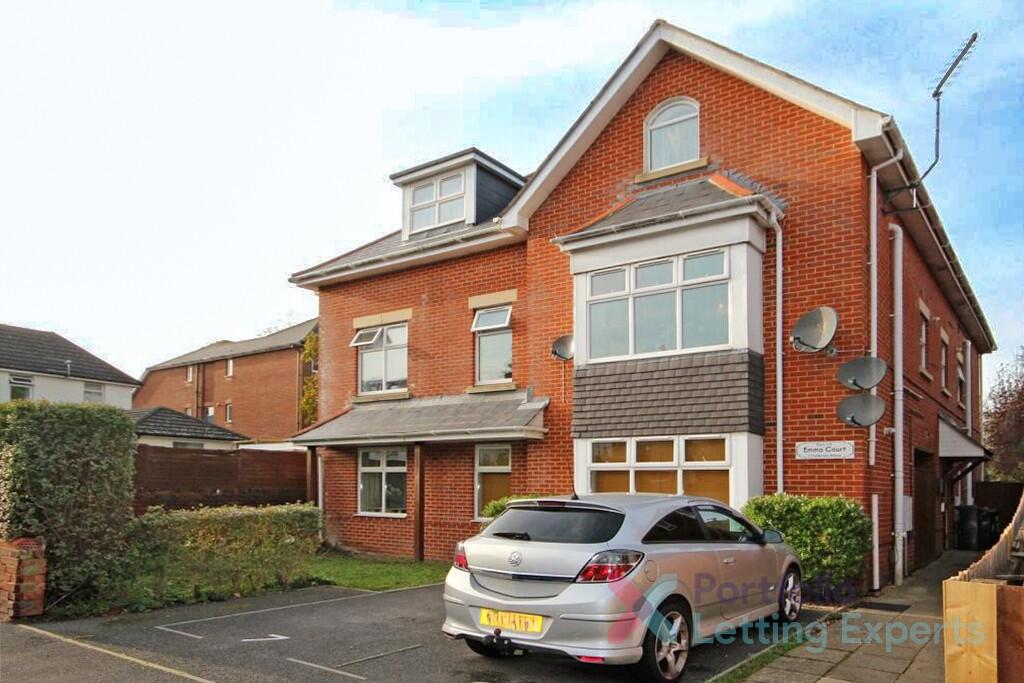 Main image of property: Council Tax A! Modern 2 Bedroom Flat Perfect For A Professional Couple In Southbourne - Castlemain Avenue