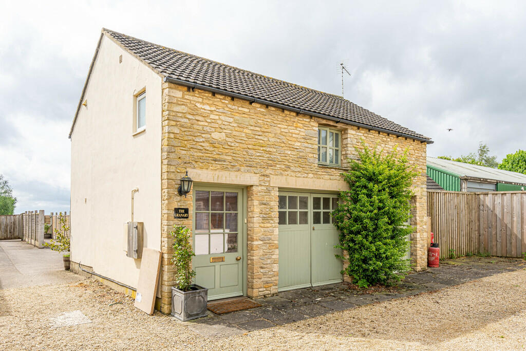 Main image of property: Knockdown, Tetbury 