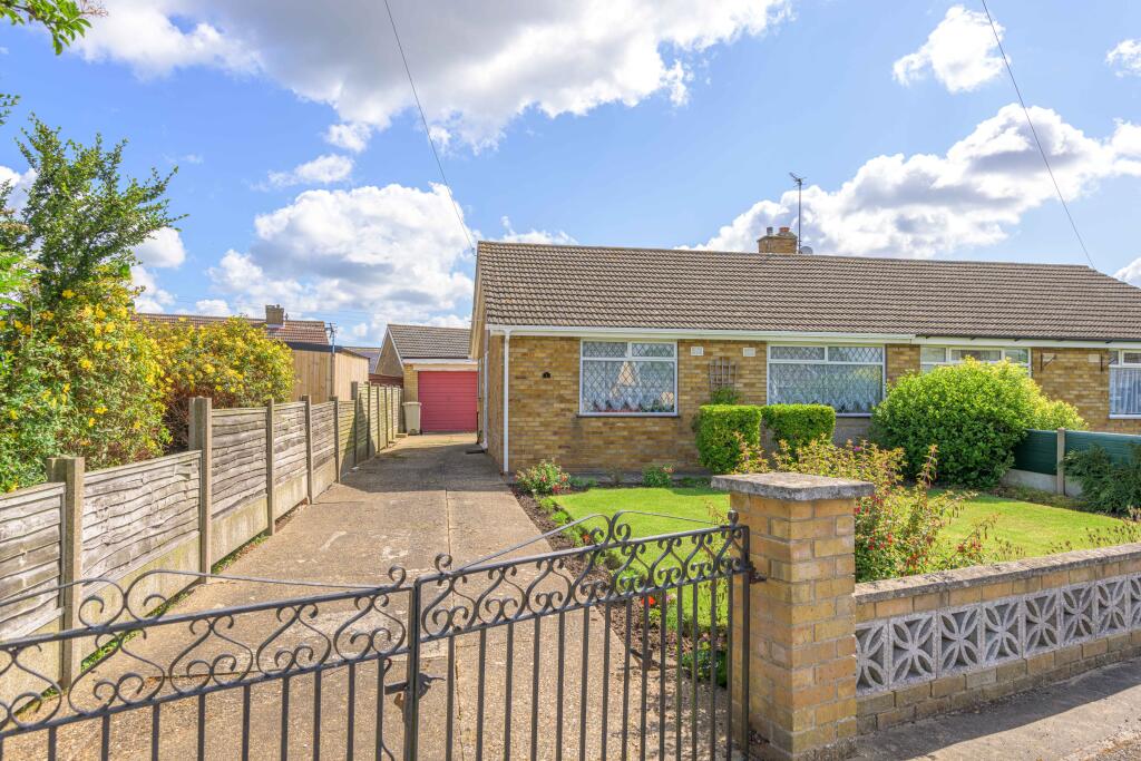 2 bedroom semi-detached bungalow for sale in Elizabeth Court, Chapel St ...