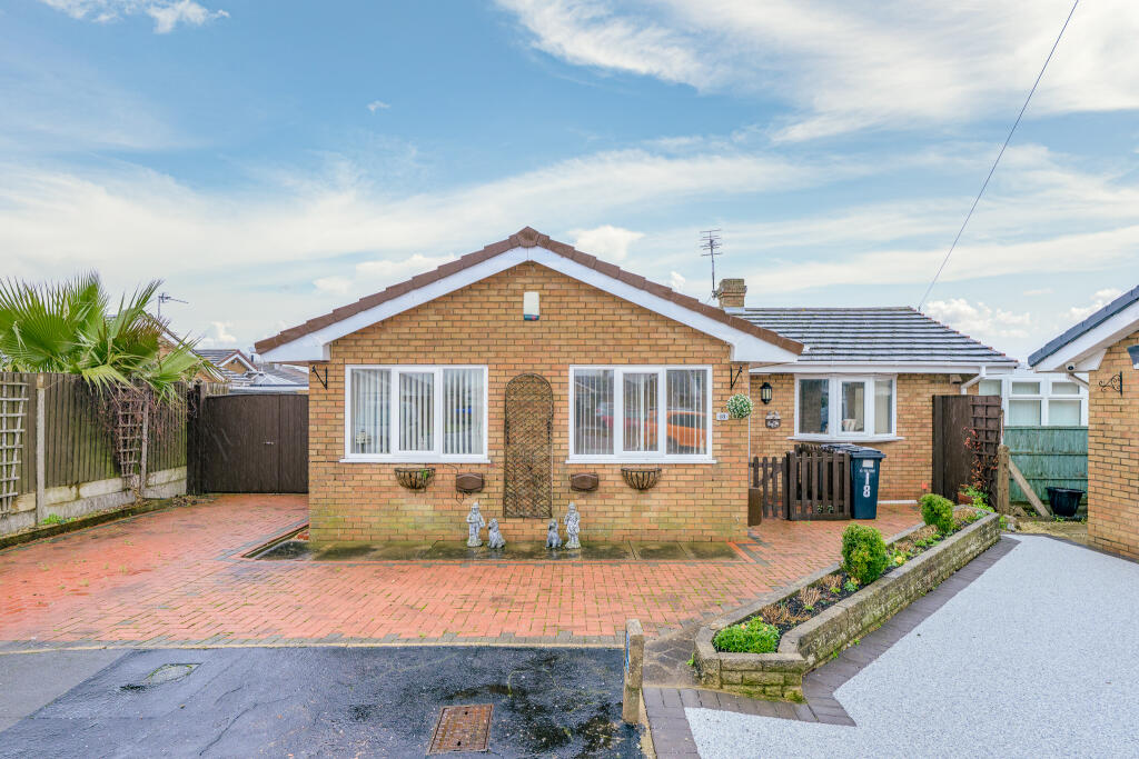 Main image of property: Elizabeth Crescent, Ingoldmells, PE25