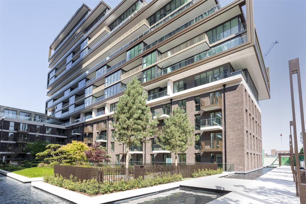 Main image of property: Merino Gardens, Wapping, E1W