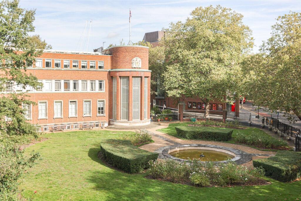 Main image of property: Rosebery Avenue, Angel, EC1R