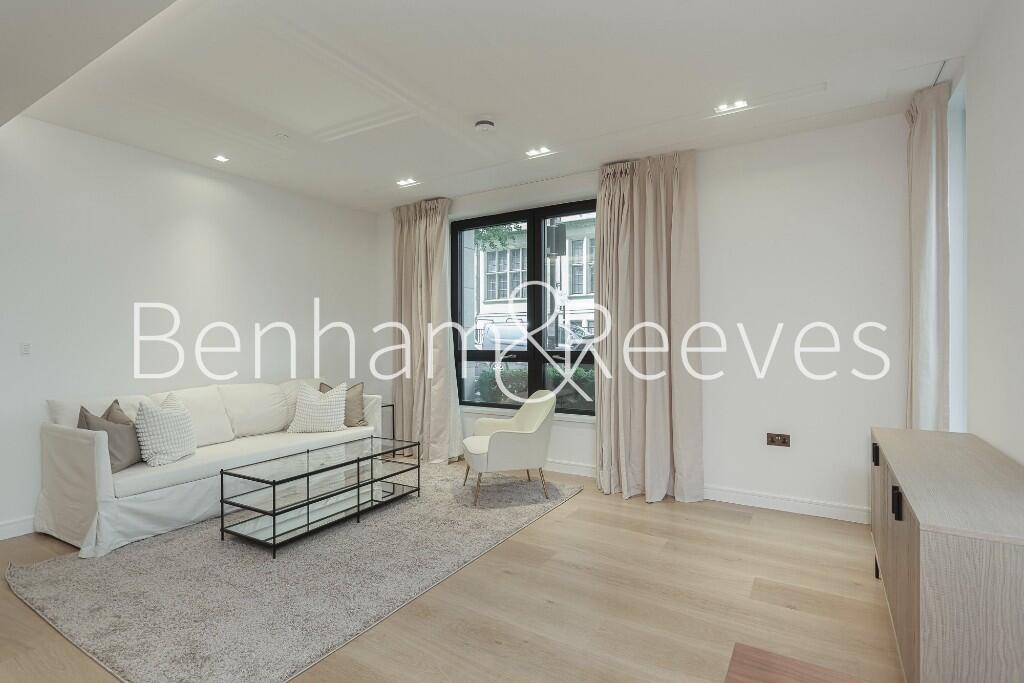 Main image of property: Lincoln Square, Portugal Street, WC2A