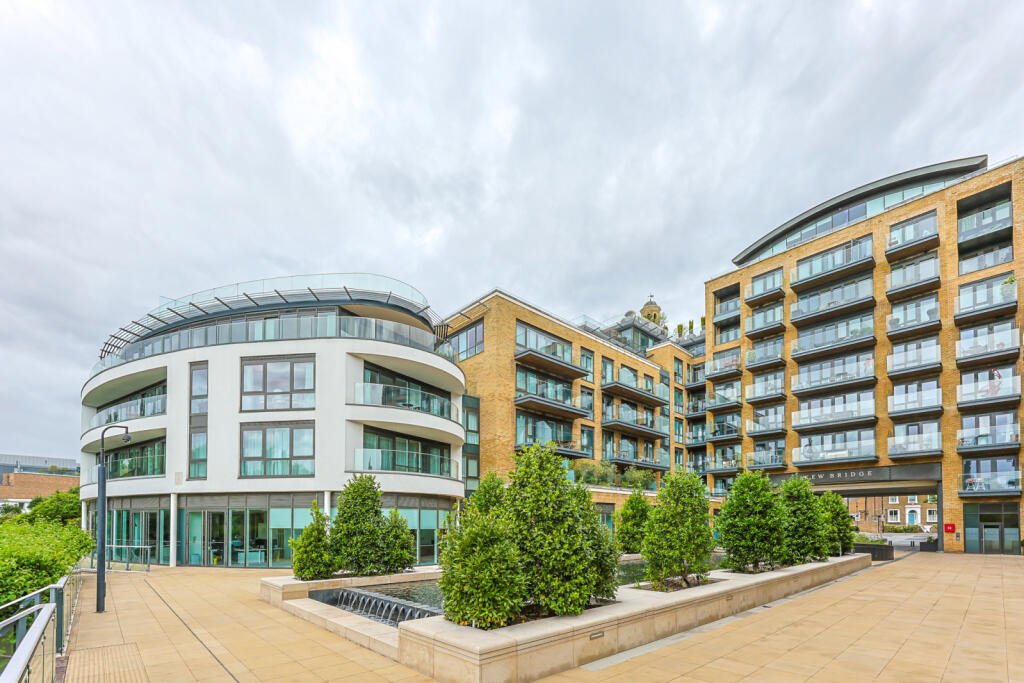 Main image of property: Kew Bridge Road, Brentford, TW8